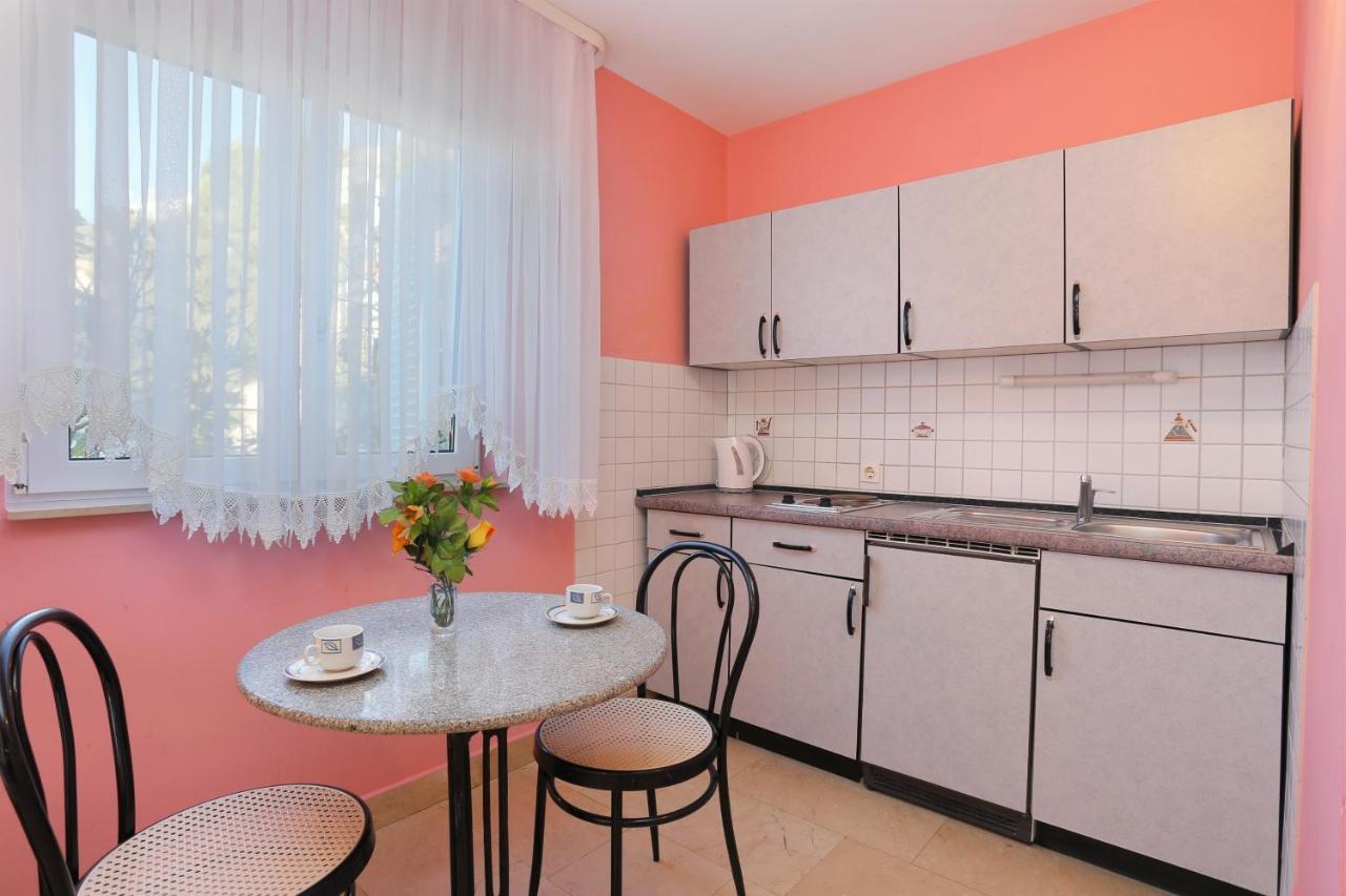 מימיצה Apartments With A Parking Space Marusici, Omis - 18497 מראה חיצוני תמונה