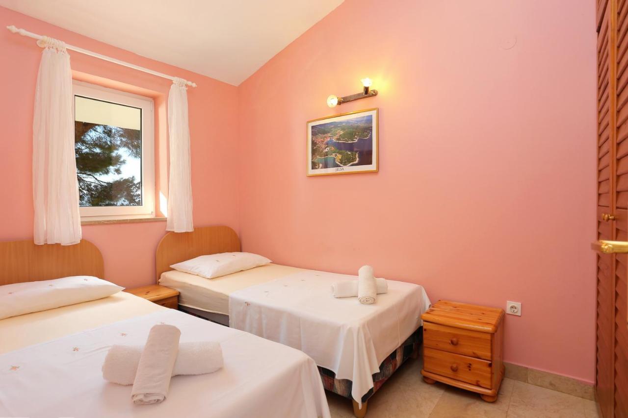 מימיצה Apartments With A Parking Space Marusici, Omis - 18497 מראה חיצוני תמונה