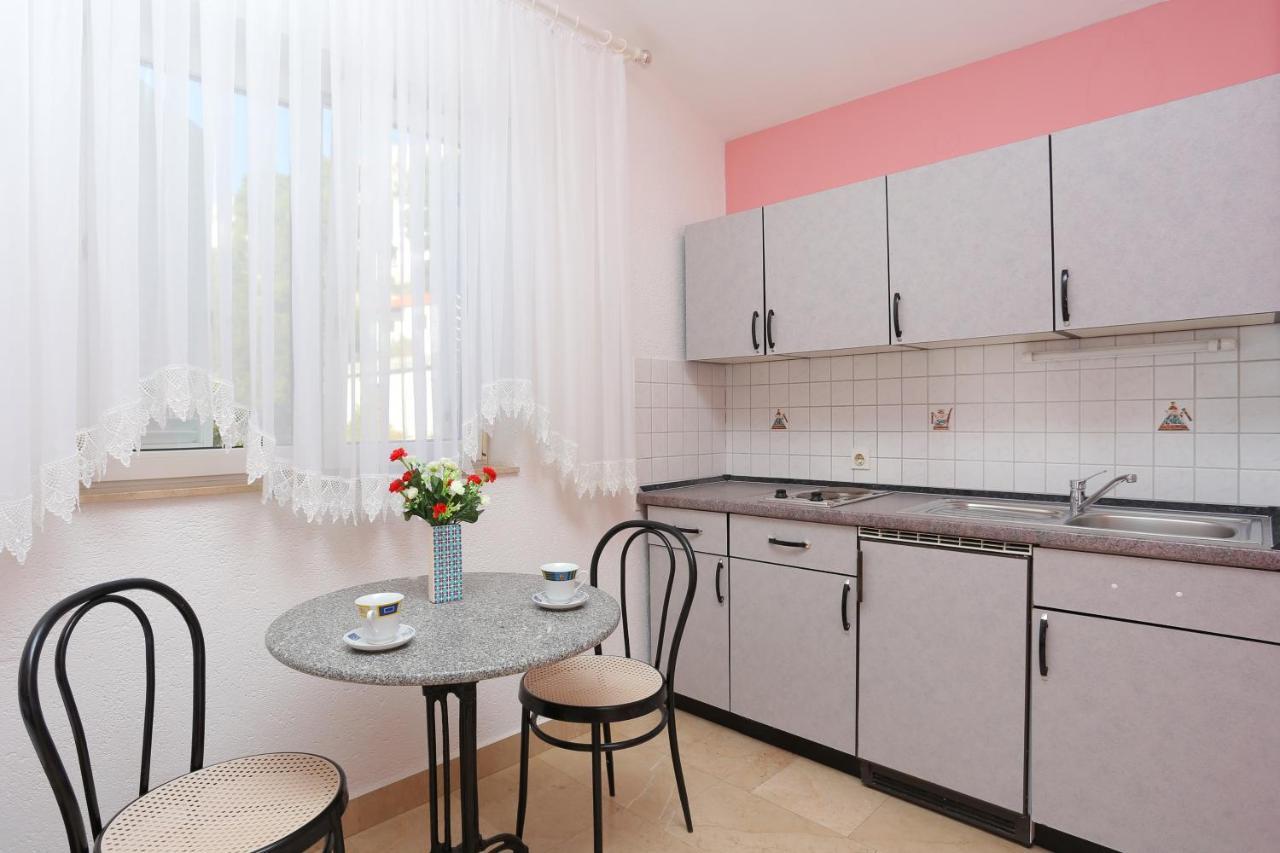 מימיצה Apartments With A Parking Space Marusici, Omis - 18497 מראה חיצוני תמונה