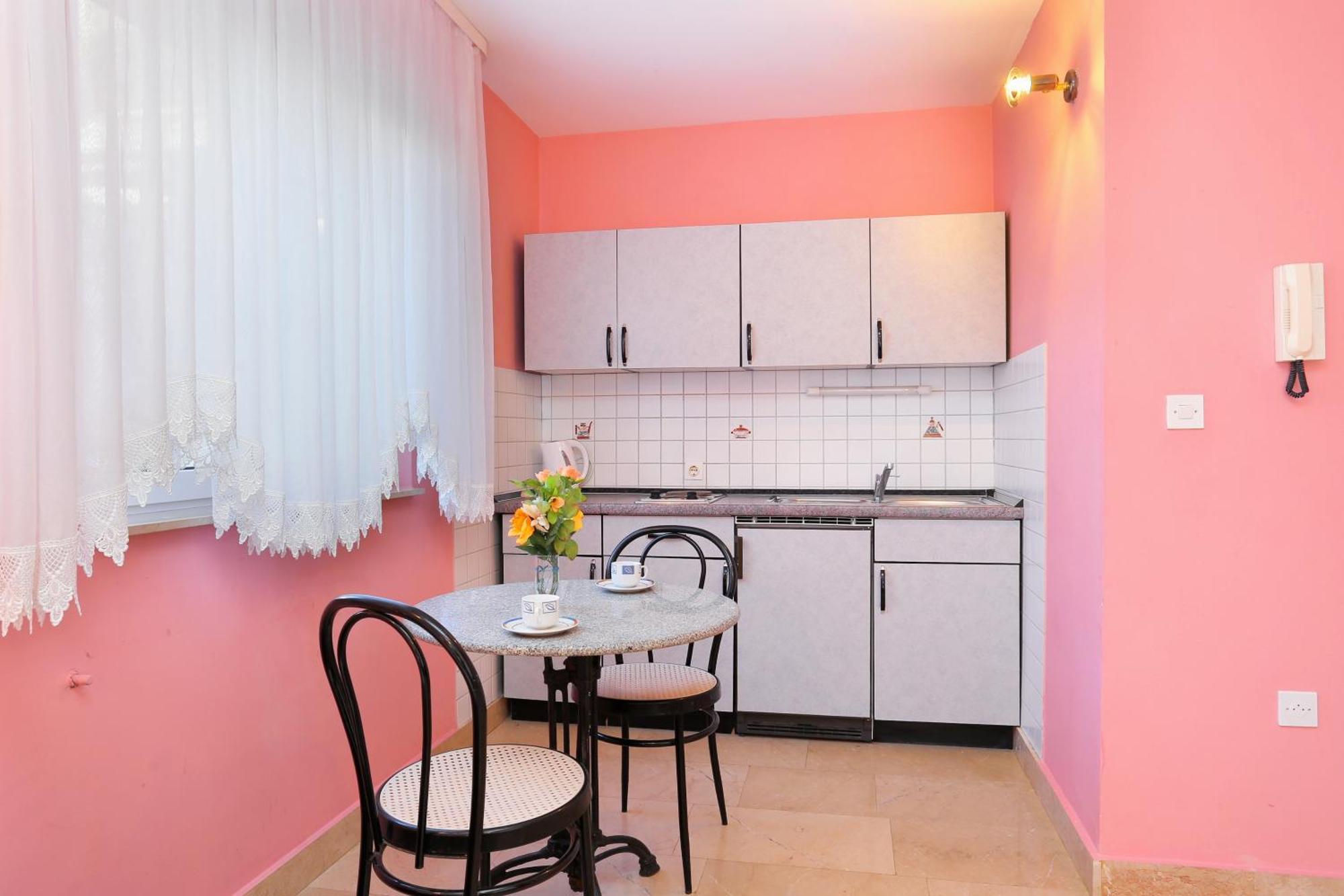 מימיצה Apartments With A Parking Space Marusici, Omis - 18497 חדר תמונה